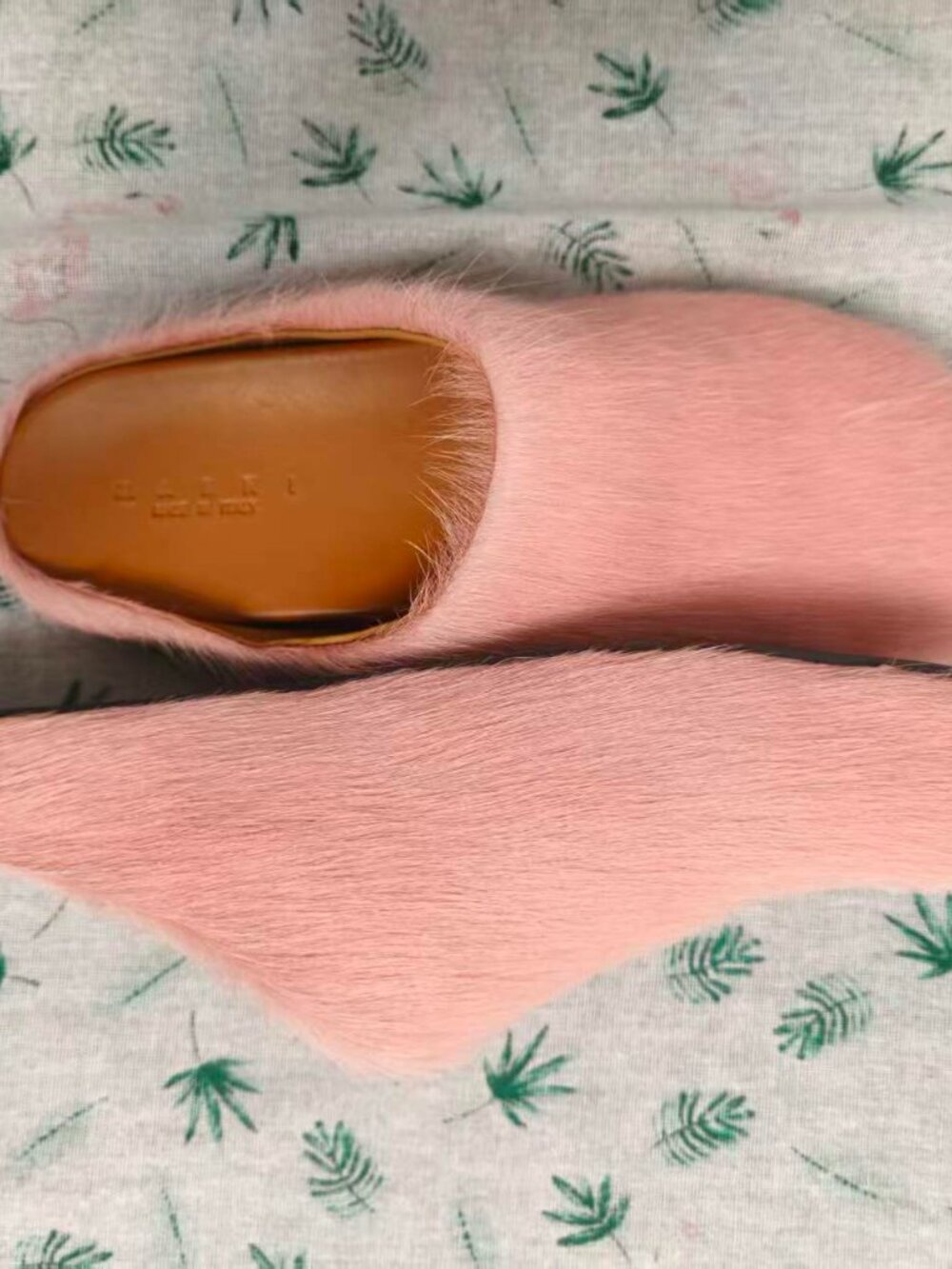 Brand New Marni Pink Fur Calf Hair Mule Slippers Unisex Complete Set Box + Dustb - Picture 8 of 9